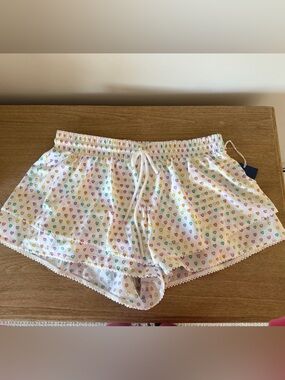 Roller Rabbit White Shorts with Multicolor Heart Print